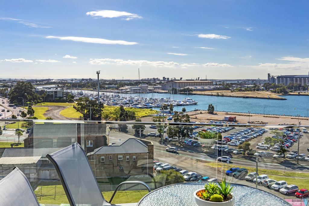 Astra Apartments Newcastle Extérieur photo